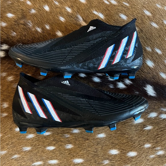 adidas predator laceless cleats